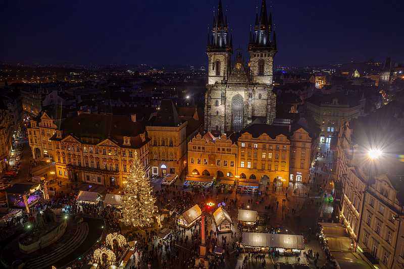 Χριστουγεννιάτικες αγορές της Πράγας στην Πλατεία της Παλιάς Πόλης