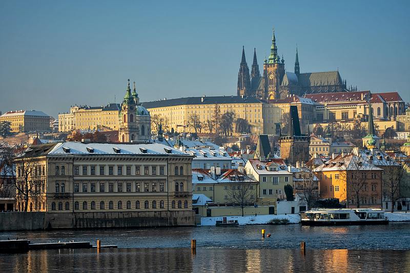 Καιρός στην Πράγα το Ιανουάριο, άποψη του Κάστρου της Πράγας